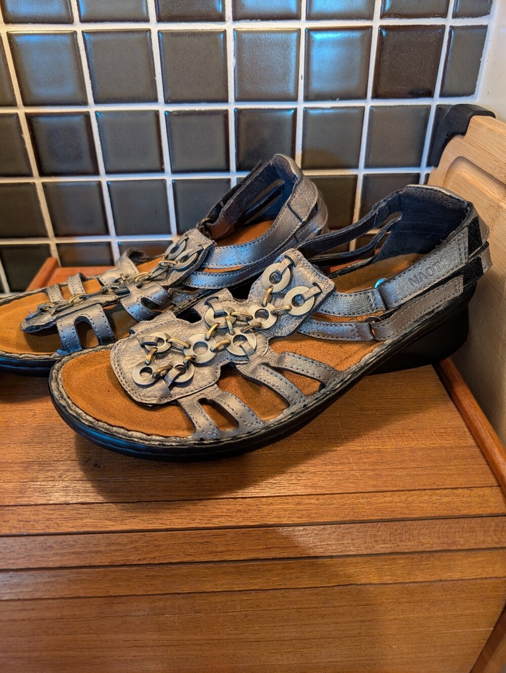 NWOT NAOT Trovador Gladiator Sandals,39